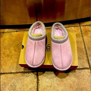 Ugg pink Tasmanian
